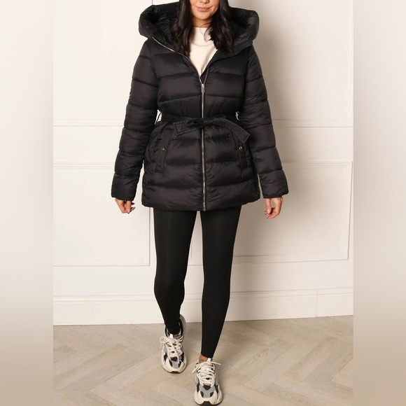 Vero Moda Beige Puffer Jacket NWT Size Small - Picture 2 of 5